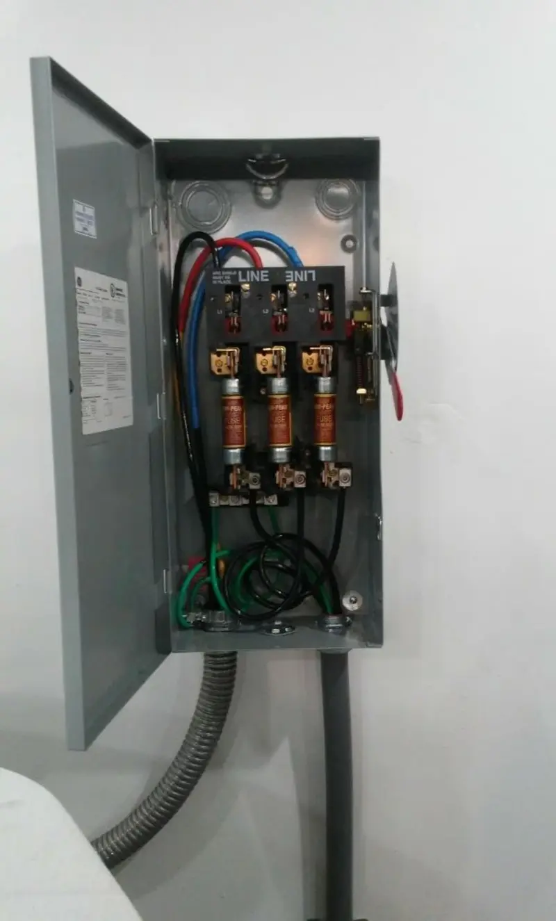 Three-phase disconnect switch installed for Electrical Wiring & Rewiring in Metropolis